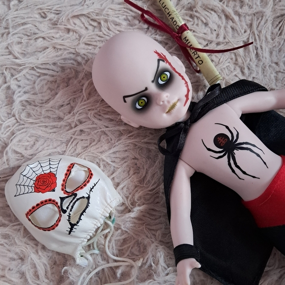 El Luchador- vintage Living Dead Doll w box and death cert! Masked wrestler! - Picture 5 of 12
